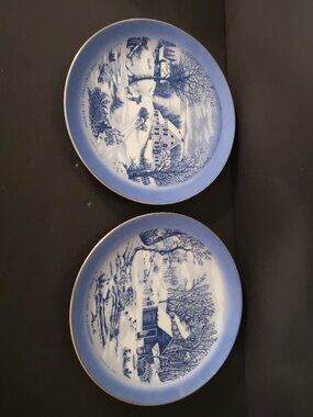Vintage Currier & Ives 8.5" Round Set of 2 Winter Scene Plates Blue/White Japan